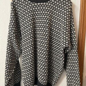 Chic Black and White Women's Crew Neck Sweater